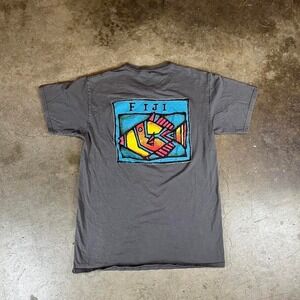 Fiji grey fish graphic tee Men's size small